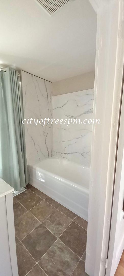 Foto del edificio - 1 br, 1 bath House - 2713 W Wymer St