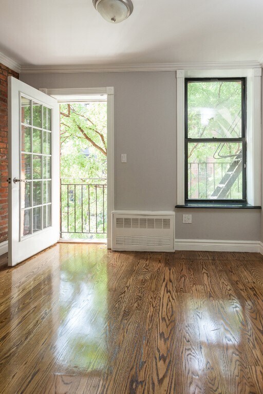 Primary Photo - 521 E 5th St
