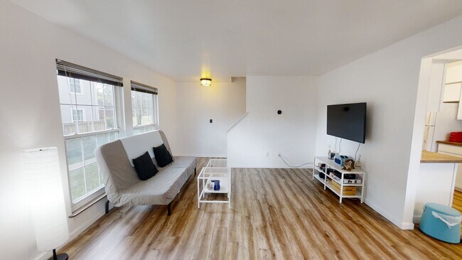 Building Photo - 2776 Glenbridge Ct
