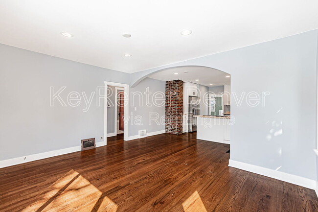 Foto del edificio - 890 Depew St