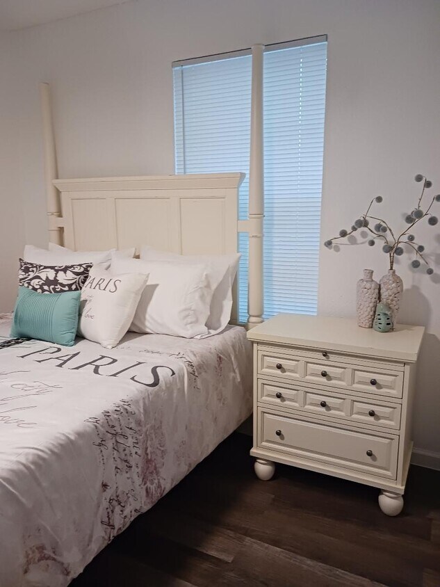 Foto principal - 7880 Micron Drive, Unit 3401