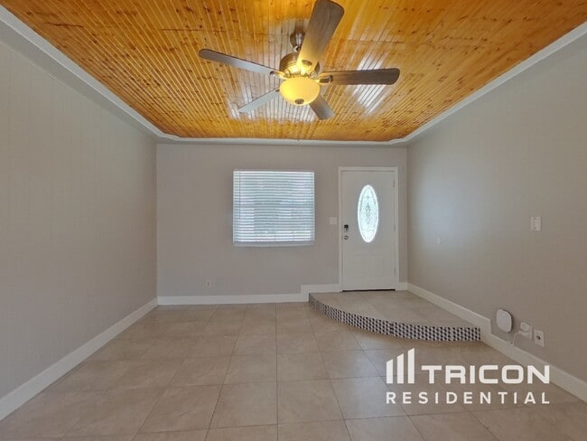 Foto del edificio - 4980 94th Ave