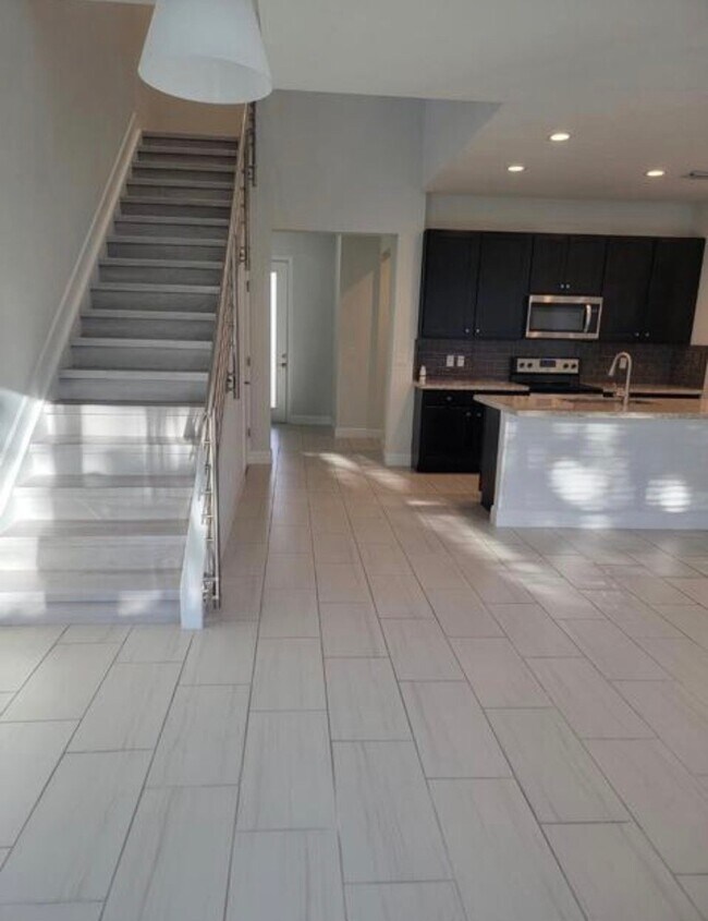 Foto del edificio - 9044 Kingsmoor Wy