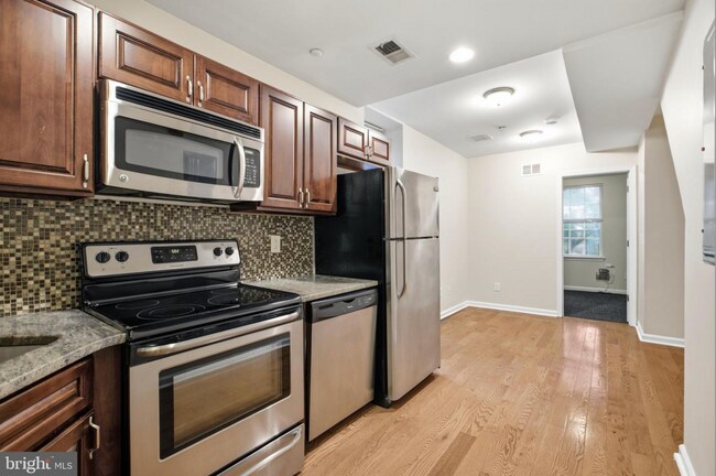 Foto del edificio - 2238 N Park Ave