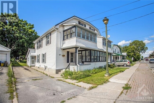 Building Photo - 47 Townline Road East