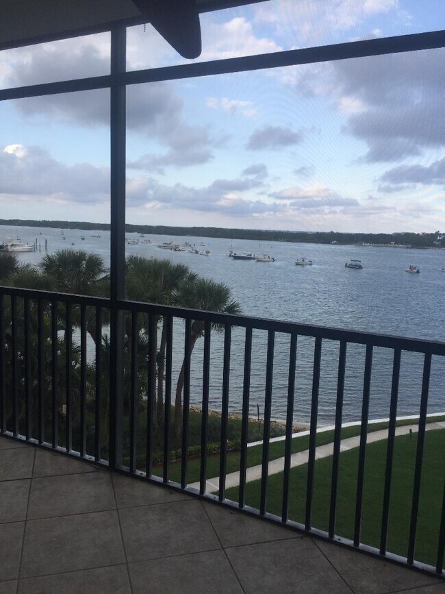 Foto del edificio - 300 Intracoastal Pl