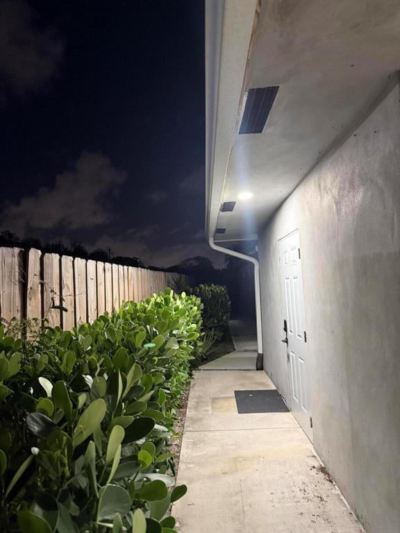 Foto del edificio - 6711 Cody St