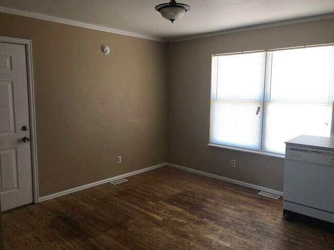 Foto del edificio - 1664 7th St