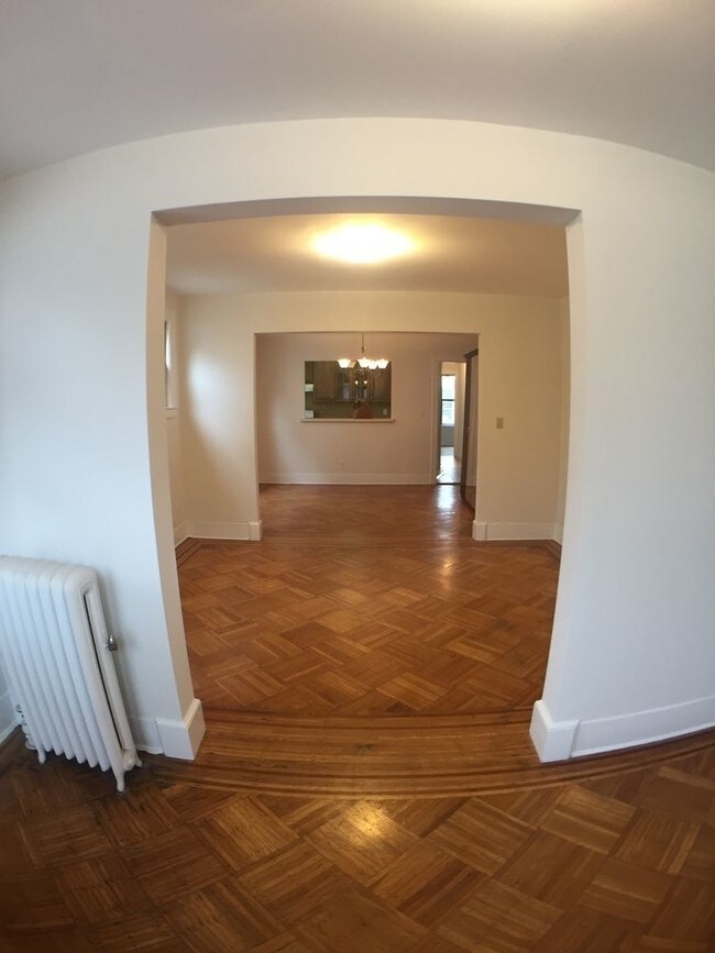 Foto del edificio - 9026 Fort Hamilton Pkwy