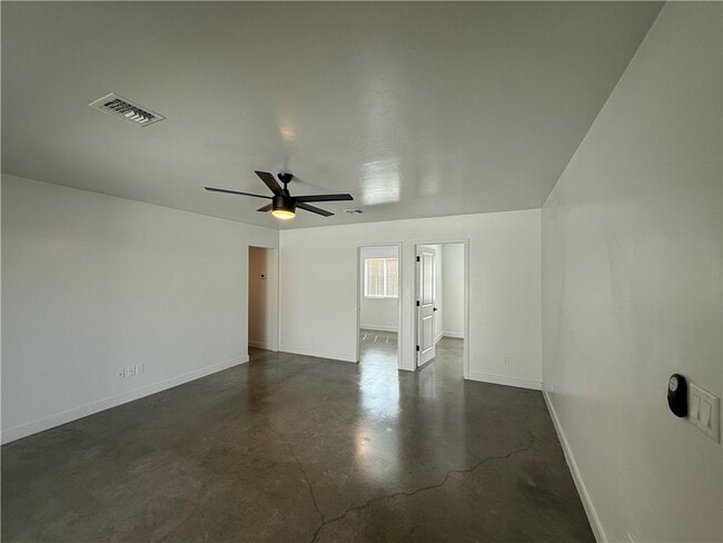 Building Photo - 3606 N Wells St