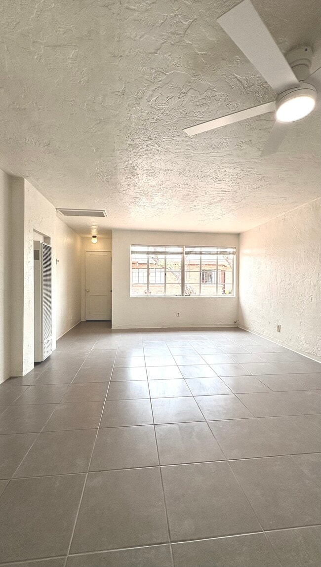 Foto del edificio - 2334 N Richey Blvd