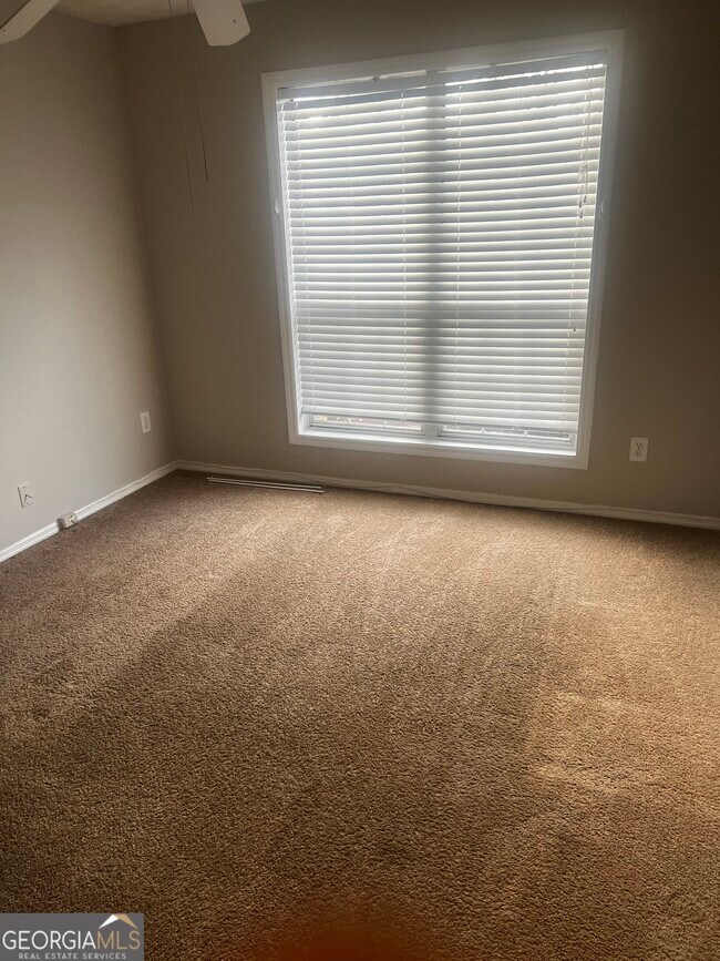 Photo - 3405 Endicott Ln (Stonecrest, GA) House