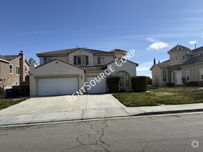 Building Photo - 39346 Desert Lilly Ct