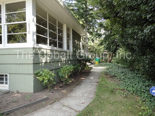 Primary Photo - 5840 SW Cheltenham Dr
