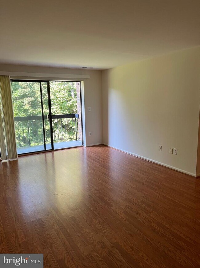 Foto del edificio - 10606 Partridge Ln