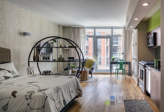 Primary Photo - Smart & Fully Loaded Luxury 1.5 Bed