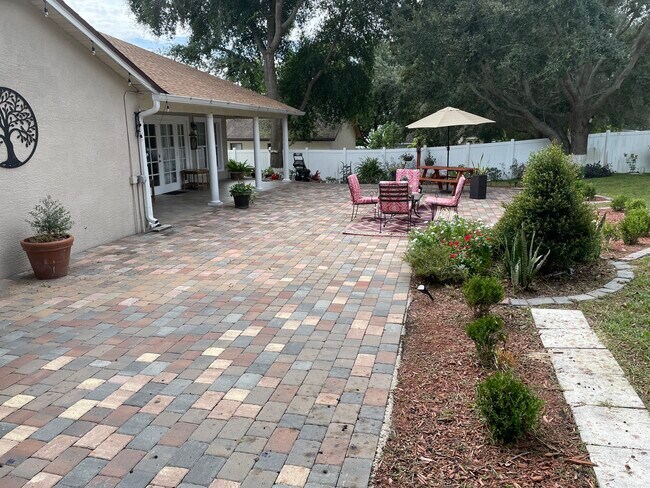Foto del edificio - 8241 Wellsmere Cir