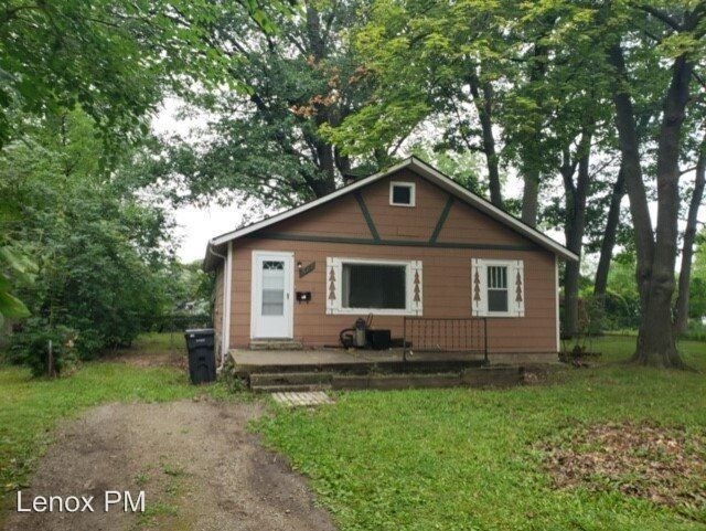 Primary Photo - 2 br, 1 bath House - 687 Scottwood