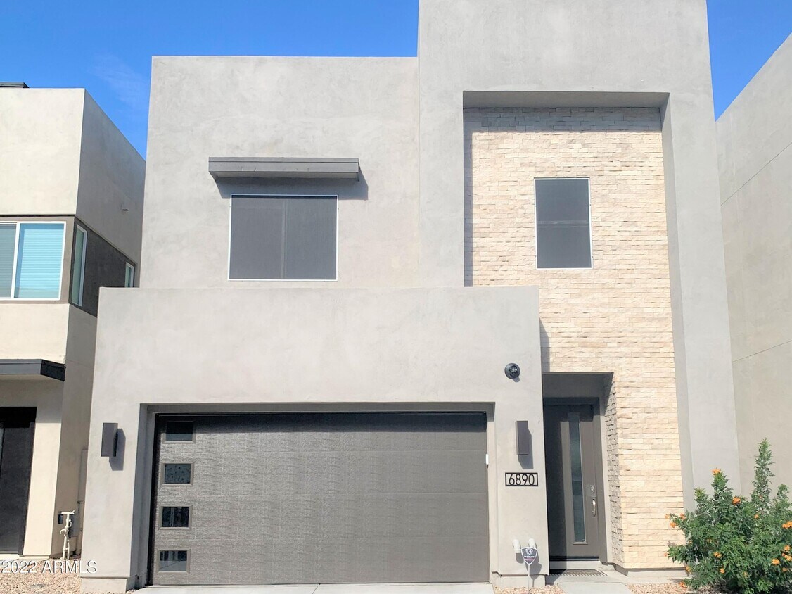 Primary Photo - 6890 E Orion Dr