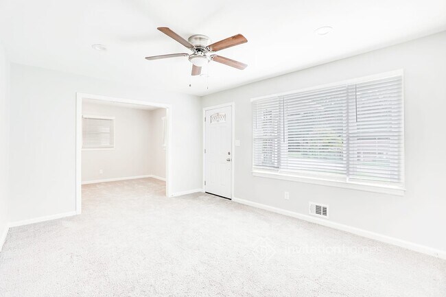 Building Photo - 6030 Brookdale Ln SW