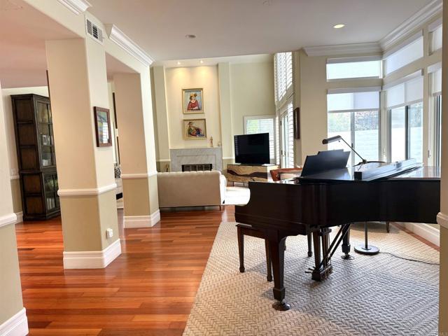 Foto del edificio - 12710 Monterey Cypress Way
