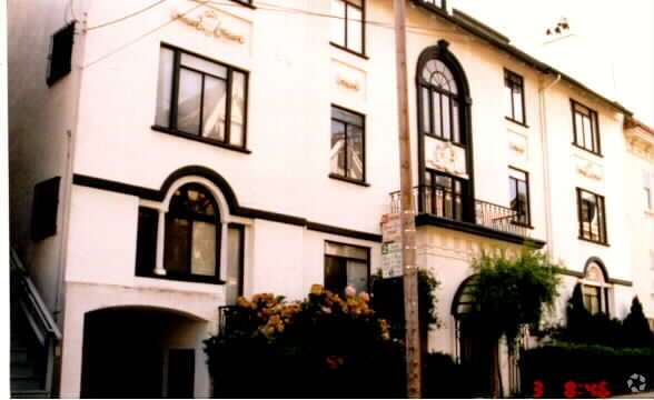 Foto del edificio - 90 Divisadero St