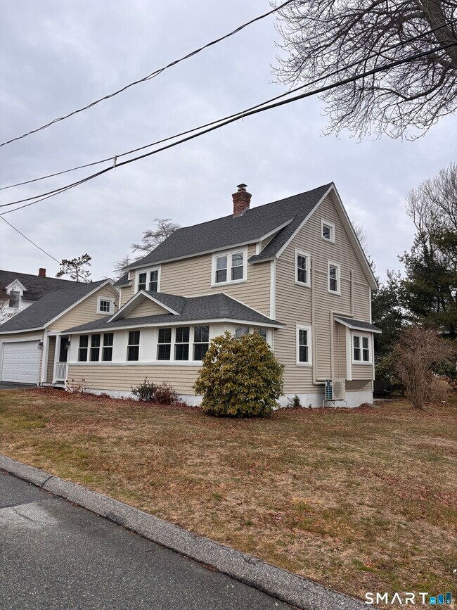 Foto del edificio - 11 Uncas Rd