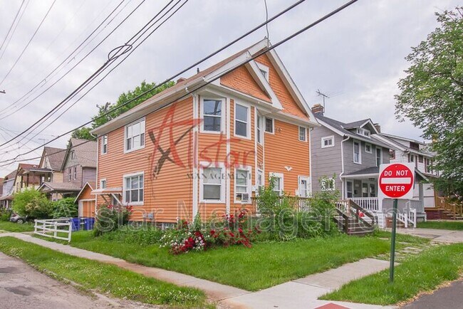 Foto del edificio - 4324 W 30th St