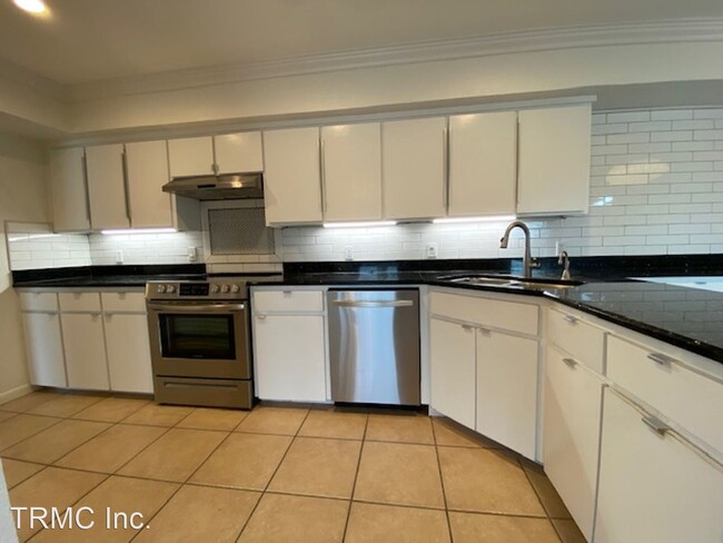 Building Photo - 3 br, 3.5 bath House - 13731 TAJAMAR CT.
