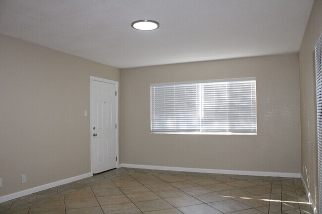 Photo - 319-325 21st St., Richmond, CA 94801 Apartment