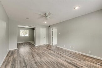 Building Photo - 4718 Reiger Ave