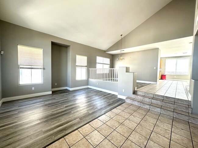 Building Photo - 293 Sea Rim Ave