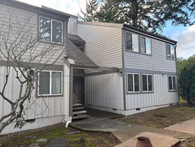 Foto del edificio - 4788 Skyline Rd S