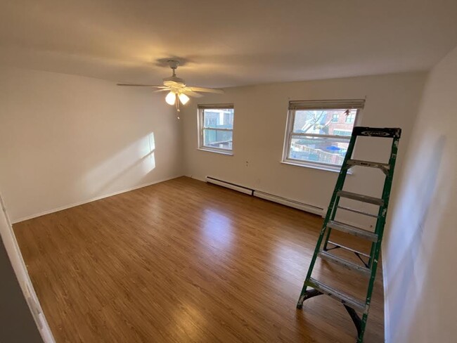 Building Photo - 3647 Johnson Ave