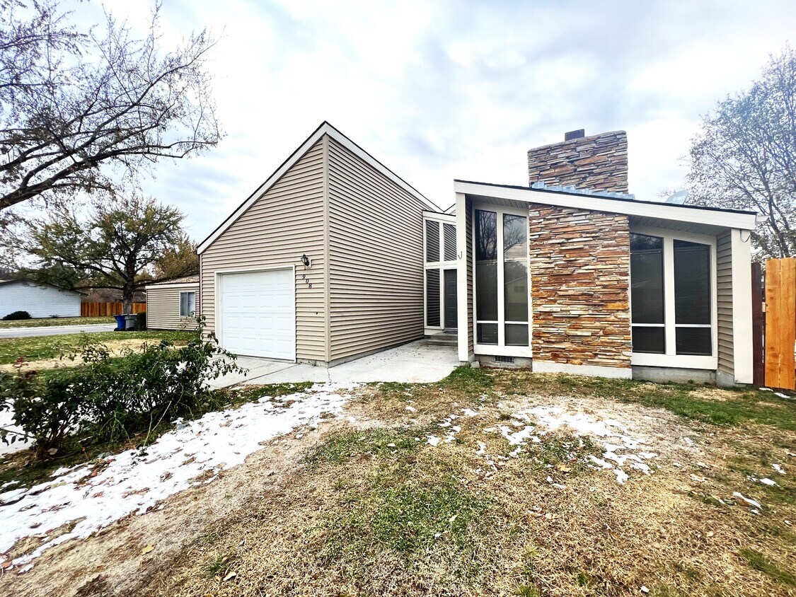 908 E Bergeson St, Boise, ID 83706 Townhome Rentals in Boise ID