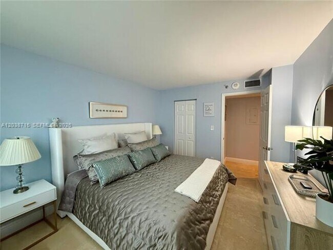 Foto del edificio - 770 Claughton Island Dr