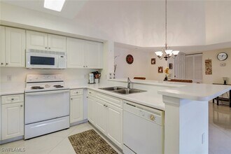 Building Photo - 1190 Wildwood Lakes Blvd