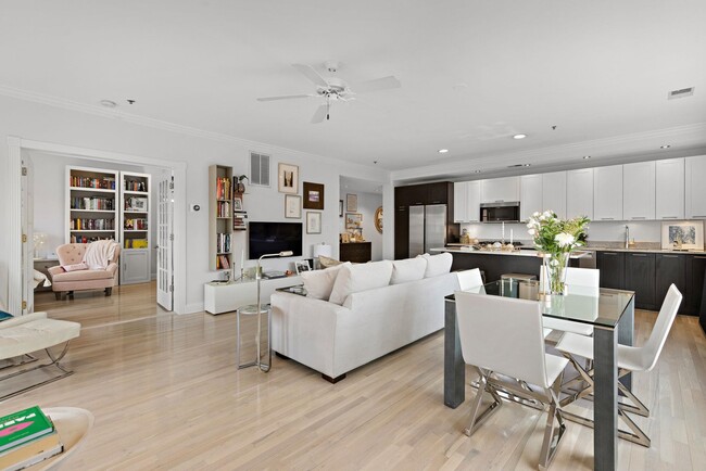 Foto del edificio - 99 Park Ave