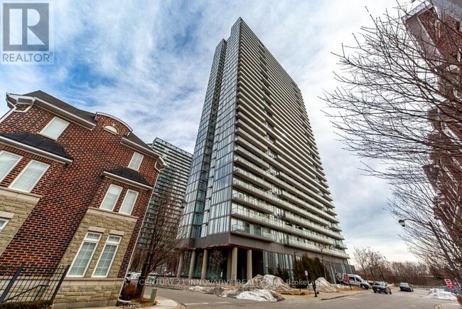 Building Photo - 105 The Queensway