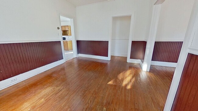 Foto del edificio - Country Charm in this 3-Bedroom Farmhouse
