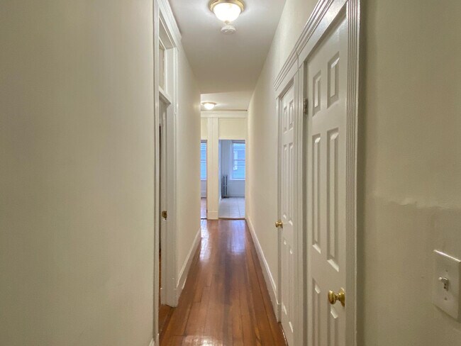 Foto del edificio - 67 Brighton Ave