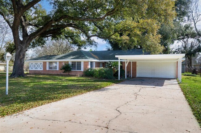Foto del edificio - 9001 Friendship Rd