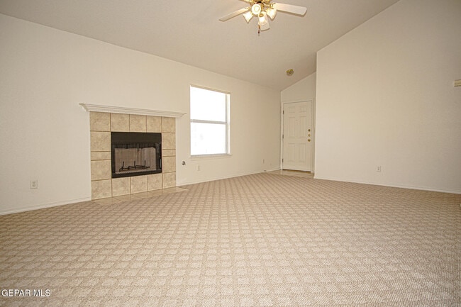 Building Photo - 6724 Dakota Ridge Dr