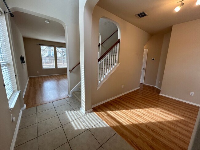 Foto del edificio - 3 Bedroom  2.5 Bath Home Near Alamo Ranch!