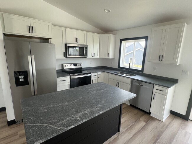 Foto del edificio - 6729 67th Ave S