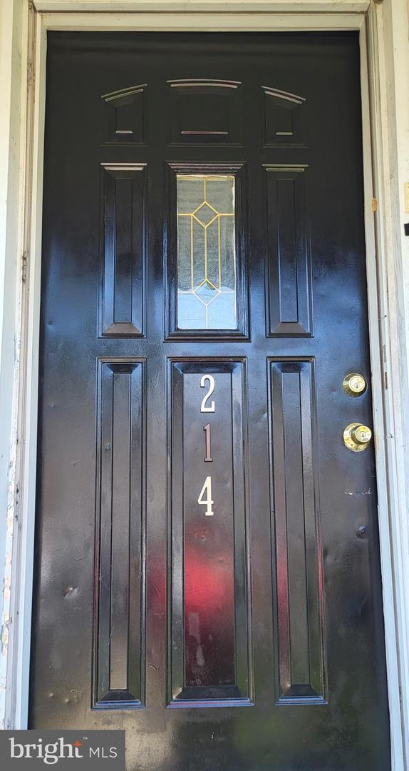 Foto del edificio - 214 W 21st St
