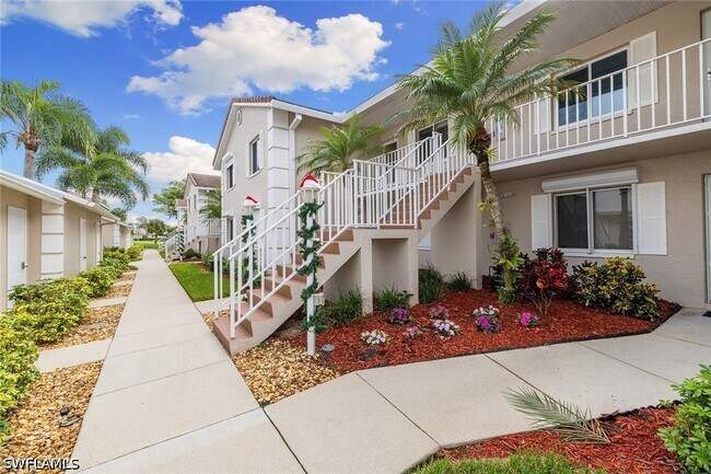 Building Photo - 6900 Dennis Cir