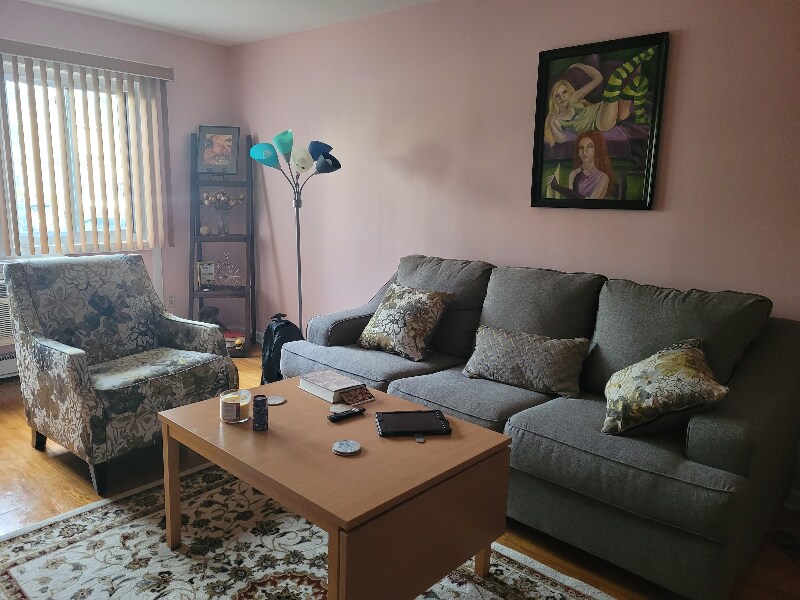 Foto del edificio - 530 NJ-71