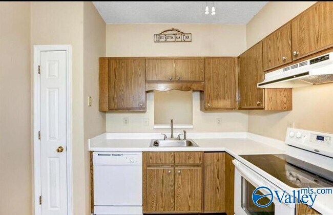 Foto del edificio - 111 Bentworth Ln