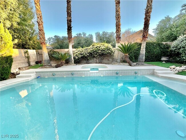 Foto del edificio - 10263 Splendor Ridge Ave